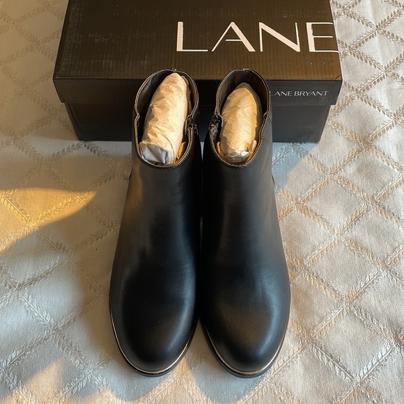 Lane Bryant Wide Width Ankle Boots, size 9, 10 - Picture 2 of 9